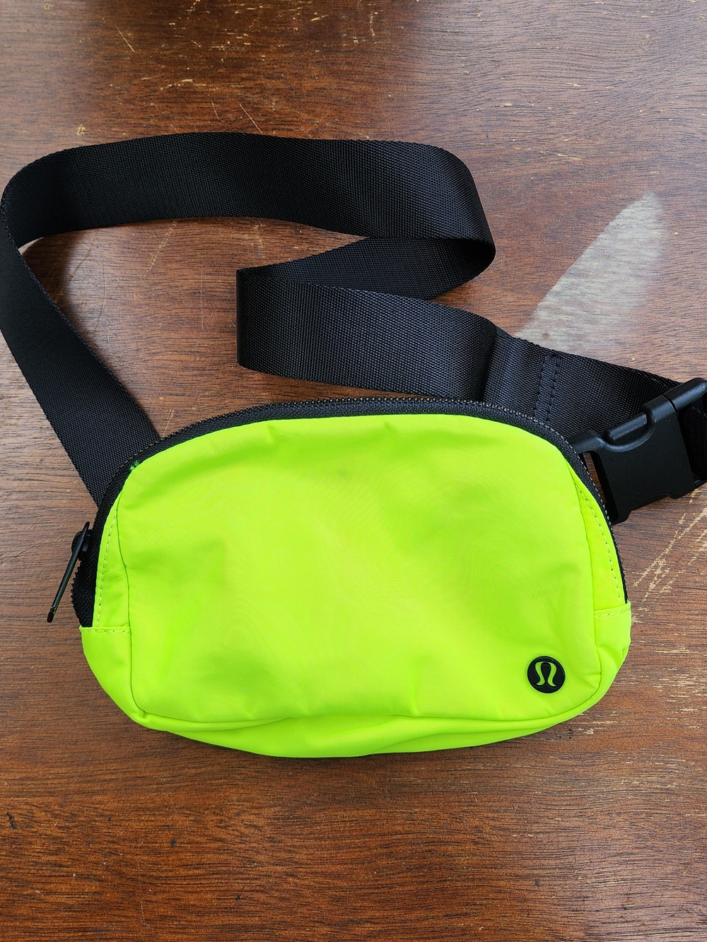 Lululemon Everywhere Belt Bag 1L Neon Highlight Yellow Electric Lemon EBB